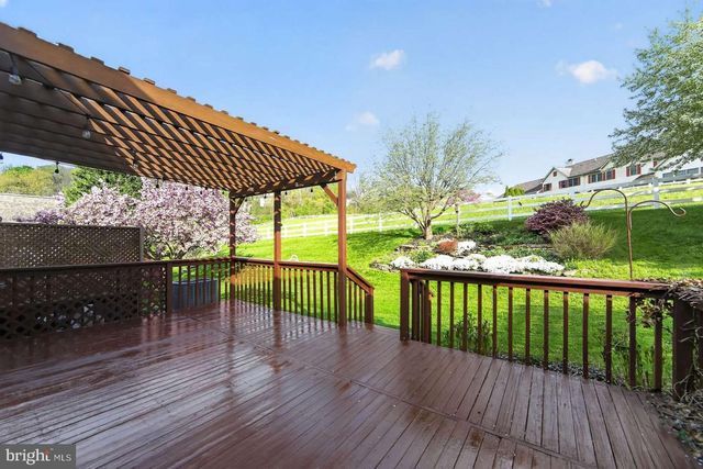 126 STEEPLECHASE DR, Elverson, PA 19520