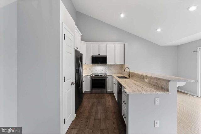 126 STEEPLECHASE DR, Elverson, PA 19520