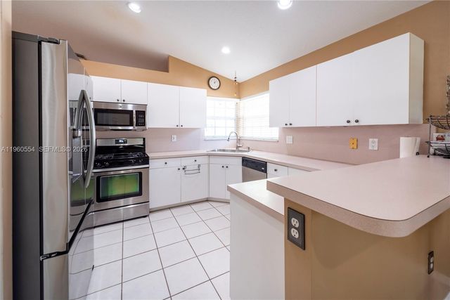 2260 NW 137th Ave, Sunrise, FL 33323