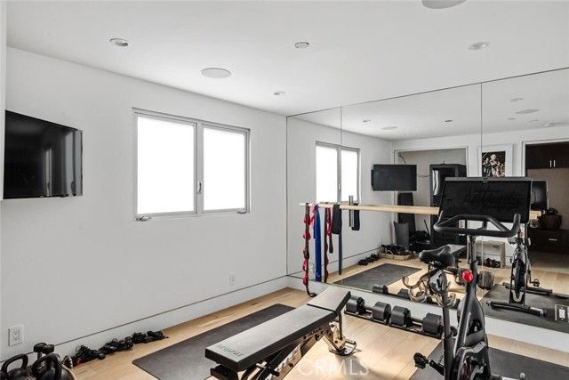 216 13th Street, Manhattan Beach, CA 90266