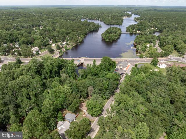 16 RANCOCAS LN, Browns Mills, NJ 08015