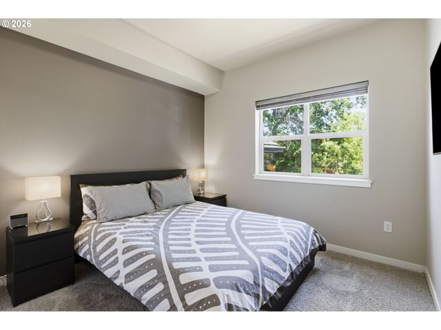 13925 Sw MERIDIAN St 202, Beaverton, OR 97005