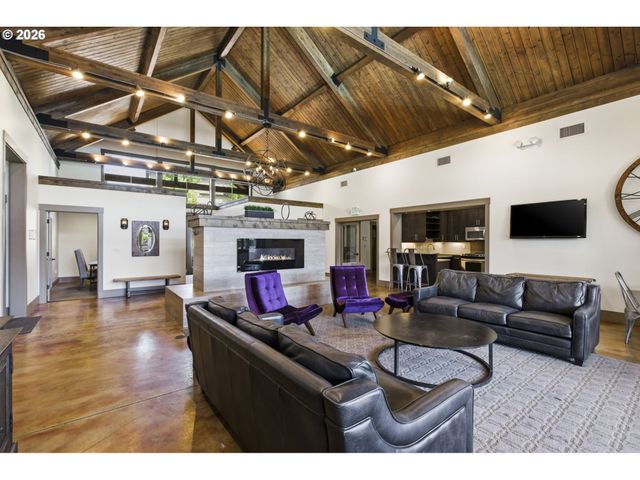 13925 Sw MERIDIAN St 202, Beaverton, OR 97005