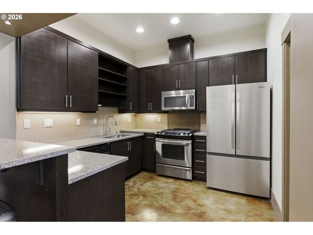 13925 Sw MERIDIAN St 202, Beaverton, OR 97005