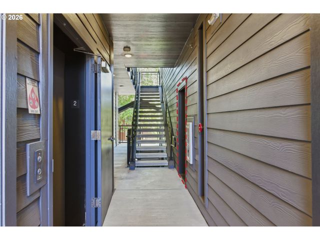 13925 Sw MERIDIAN St 202, Beaverton, OR 97005