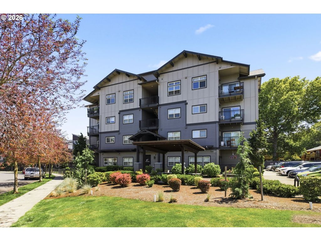 13925 Sw MERIDIAN St 202, Beaverton, OR 97005