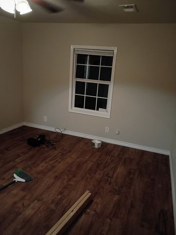 2112 W Bond Street, Denison, TX 75020