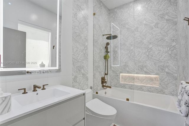 18985 Atlantic Blvd, Sunny Isles Beach, FL 33160