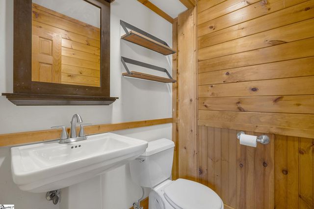 215 Bowen Road, Easley, SC 29640