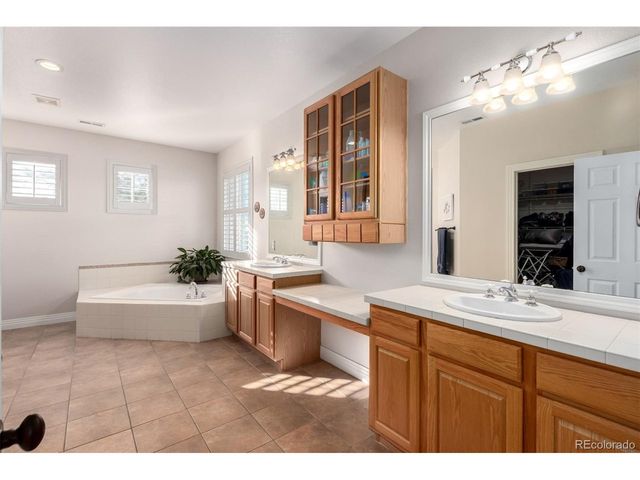 16889 W 63rd Ln, Arvada, CO 80403