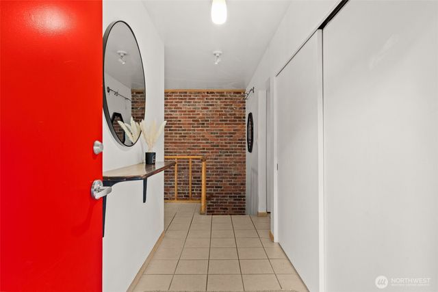 15233 22nd Avenue SW, Burien, WA 98166