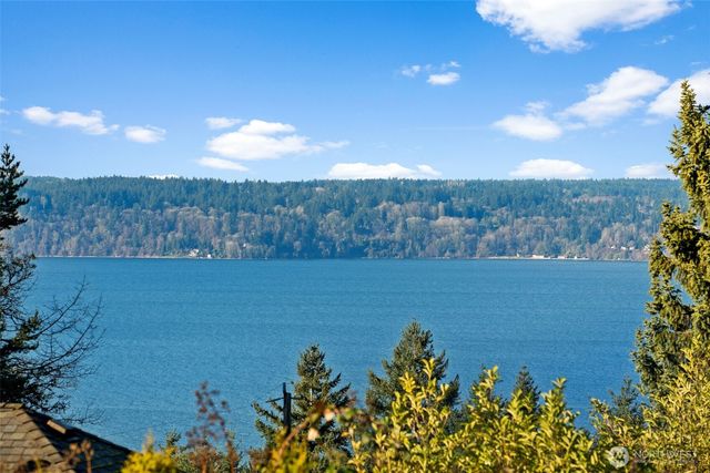 15233 22nd Avenue SW, Burien, WA 98166