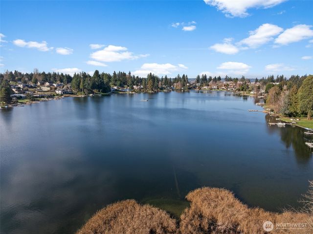 15233 22nd Avenue SW, Burien, WA 98166