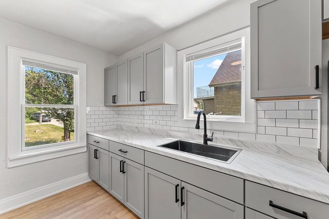 1021 KLAUS STREET, Green Bay, WI 54302