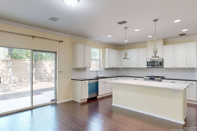 11934 TOKYO, San Antonio, TX 78230