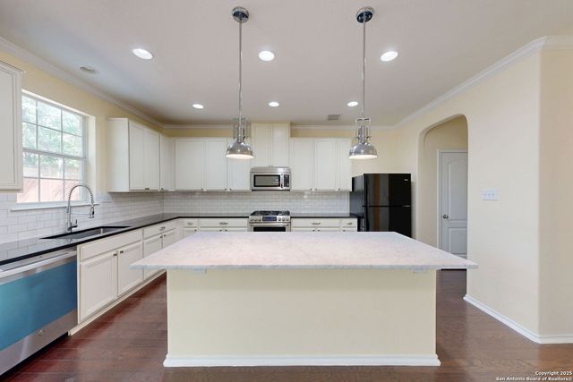 11934 TOKYO, San Antonio, TX 78230