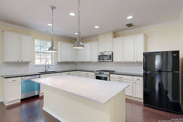 11934 TOKYO, San Antonio, TX 78230