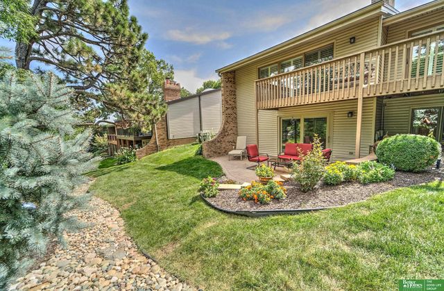 832 S 112 Plaza, Omaha, NE 68154