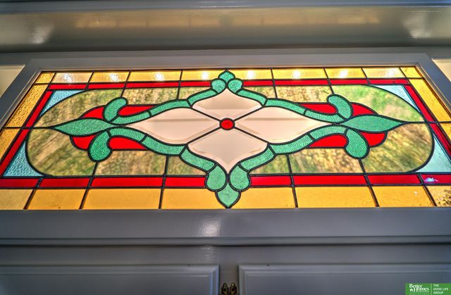 832 S 112 Plaza, Omaha, NE 68154