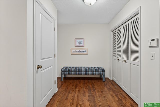 832 S 112 Plaza, Omaha, NE 68154