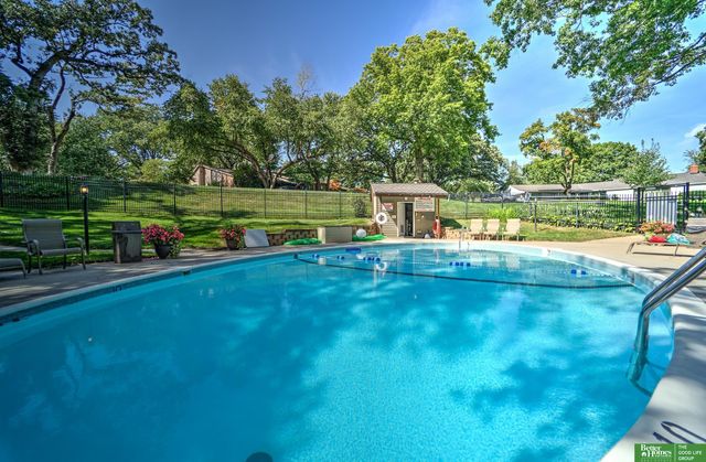 832 S 112 Plaza, Omaha, NE 68154