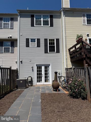 5 ALDEN CT, Sterling, VA 20165