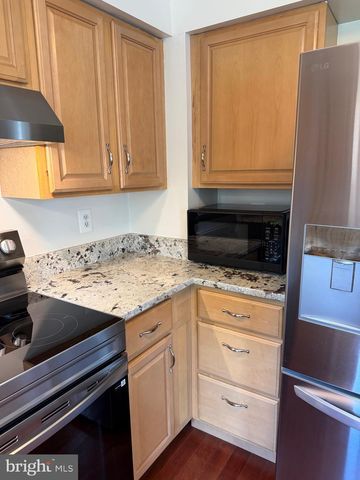 5 ALDEN CT, Sterling, VA 20165