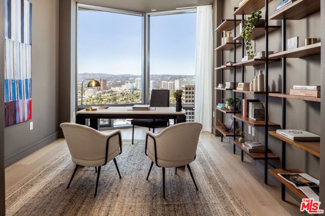 211 W Elm Court 17A, Los Angeles, CA 90067