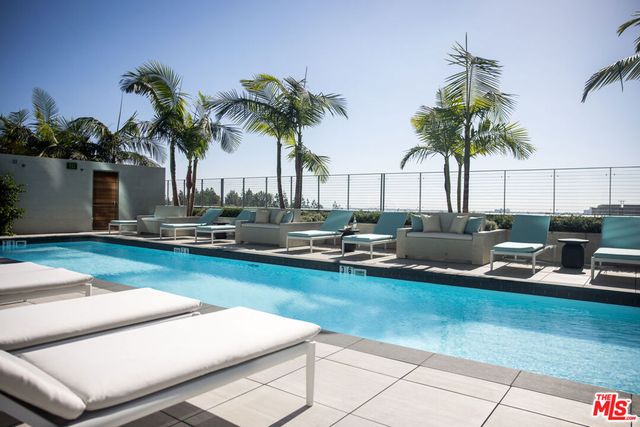 211 W Elm Court 17A, Los Angeles, CA 90067