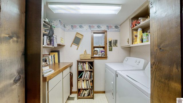 2539 Springhill Rd., Clinton, KY 42031