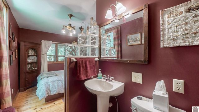 2539 Springhill Rd., Clinton, KY 42031