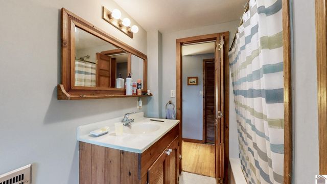 2539 Springhill Rd., Clinton, KY 42031