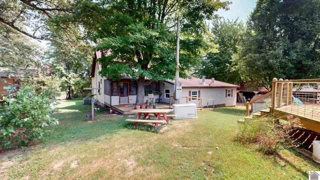 2539 Springhill Rd., Clinton, KY 42031