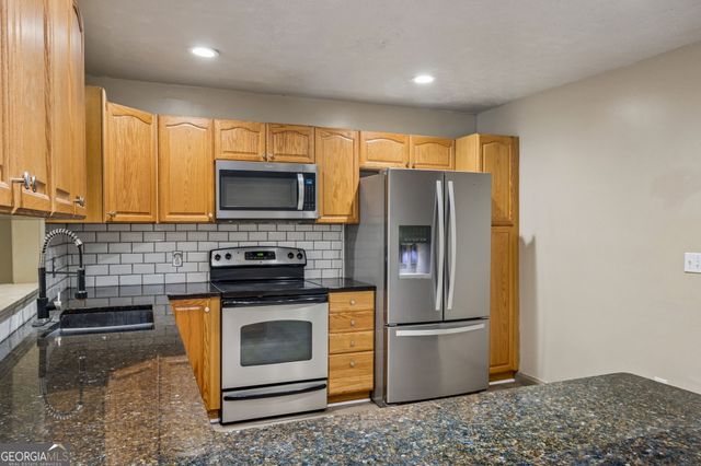 5361 Hog Mountain Road, Flowery Branch, GA 30542