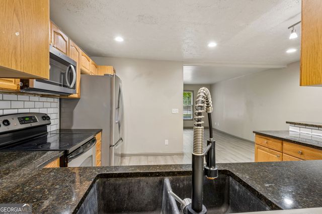 5361 Hog Mountain Road, Flowery Branch, GA 30542