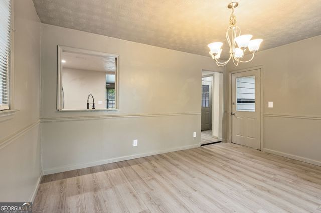 5361 Hog Mountain Road, Flowery Branch, GA 30542