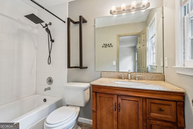 5361 Hog Mountain Road, Flowery Branch, GA 30542