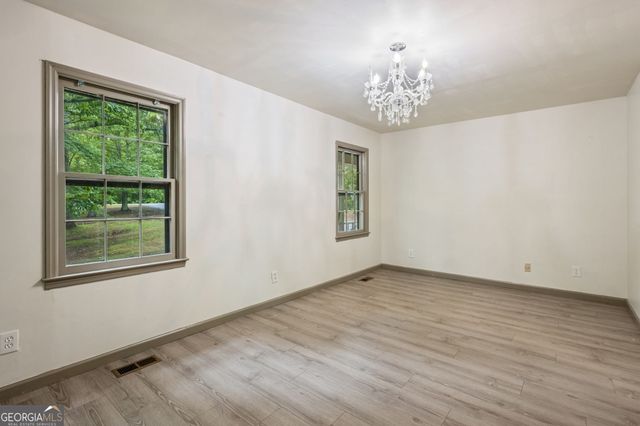 5361 Hog Mountain Road, Flowery Branch, GA 30542