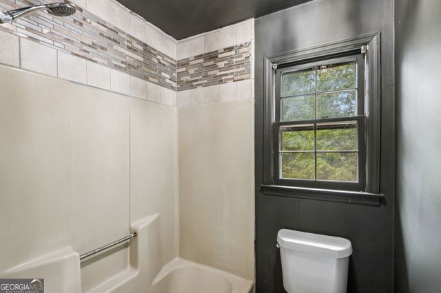 5361 Hog Mountain Road, Flowery Branch, GA 30542