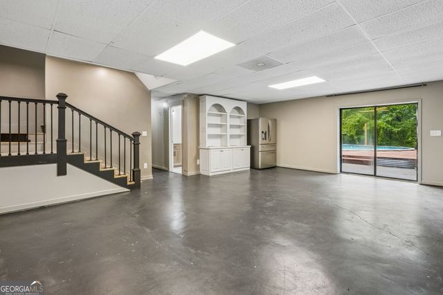 5361 Hog Mountain Road, Flowery Branch, GA 30542