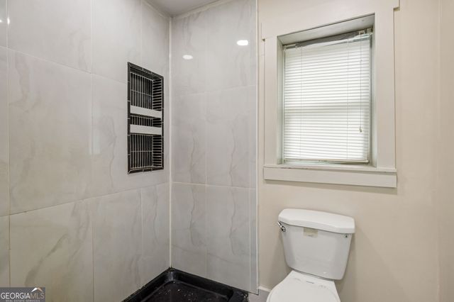 5361 Hog Mountain Road, Flowery Branch, GA 30542