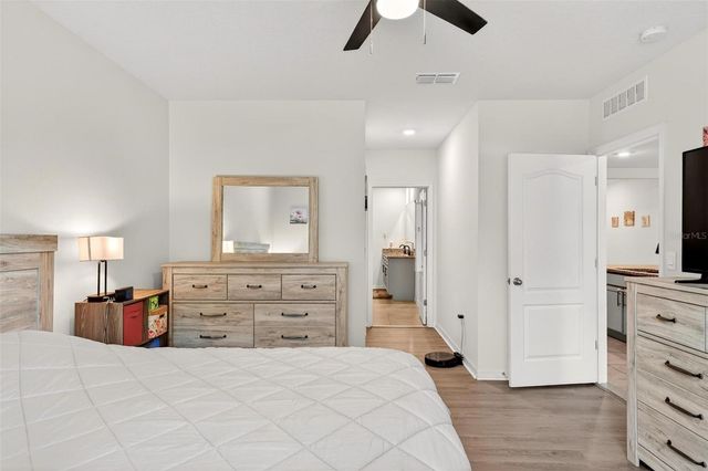 3007 STATEN DRIVE, Deltona, FL 32738