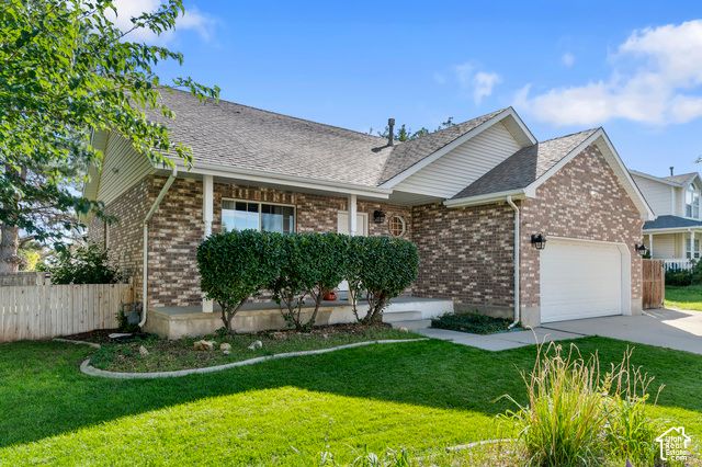 3925 W DUNKELD ST, South Jordan, UT 84095
