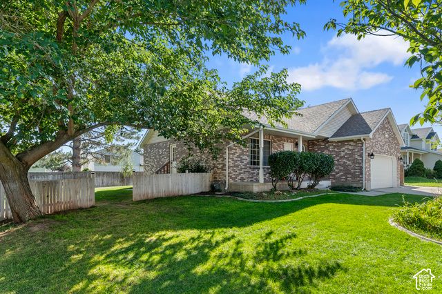 3925 W DUNKELD ST, South Jordan, UT 84095