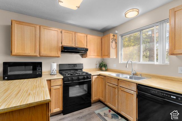 3925 W DUNKELD ST, South Jordan, UT 84095
