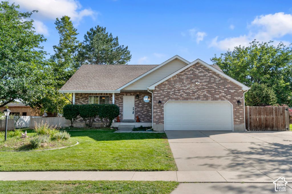 3925 W DUNKELD ST, South Jordan, UT 84095