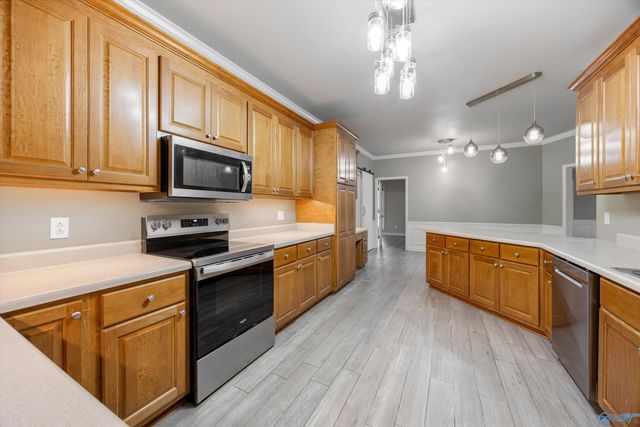 2316 Little Cove Road, Owens Cross Roads, AL 35763