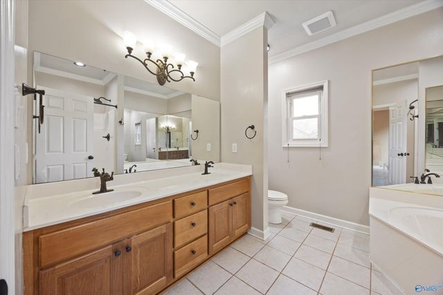 2316 Little Cove Road, Owens Cross Roads, AL 35763