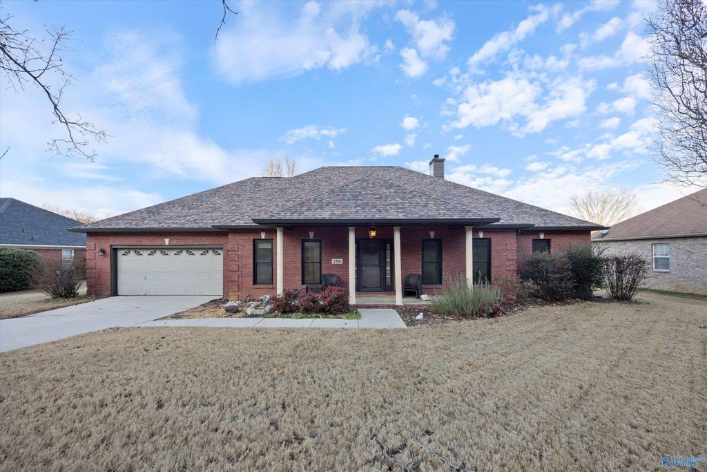 2316 Little Cove Road, Owens Cross Roads, AL 35763