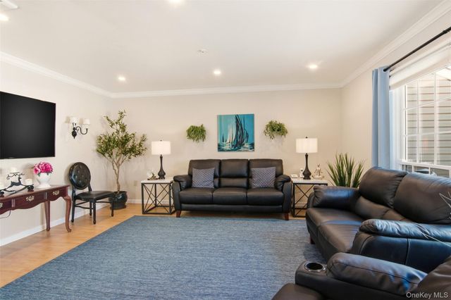 27 Hearthside Drive, Mount Sinai, NY 11766